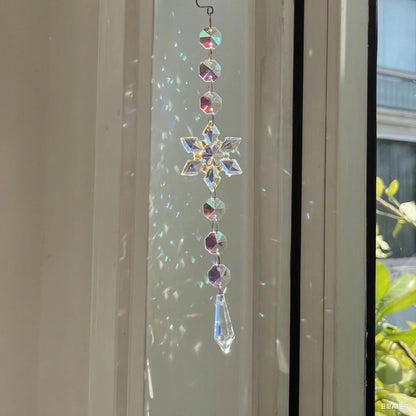 Crystal Wind Chime Snowflake Catcher Prisms Pendant Dream Catcher Rainbow Maker for Car Garden Christmas Hanging Drop Home Decor